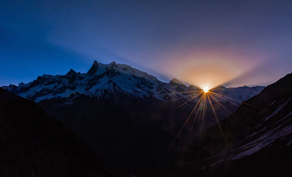Swargarohini Parikrama peak view at sunrise