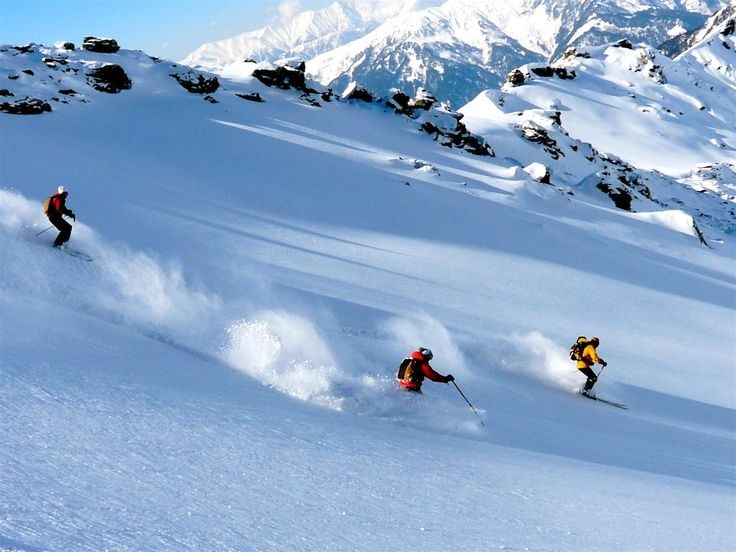My First Skiing Adventure in Auli