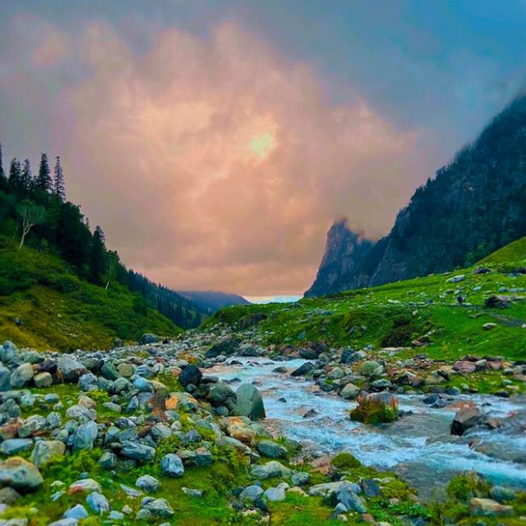 Hampta Pass Trek